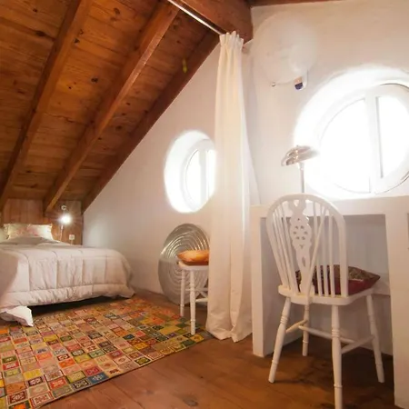 Charming 4-bed In With Private Pool * Melegis