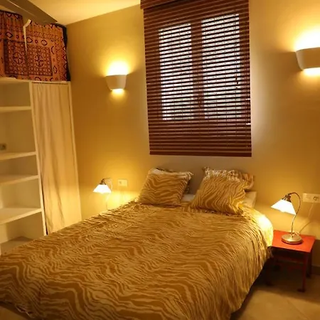 Charming 4-bed In With Private Pool * Melegís